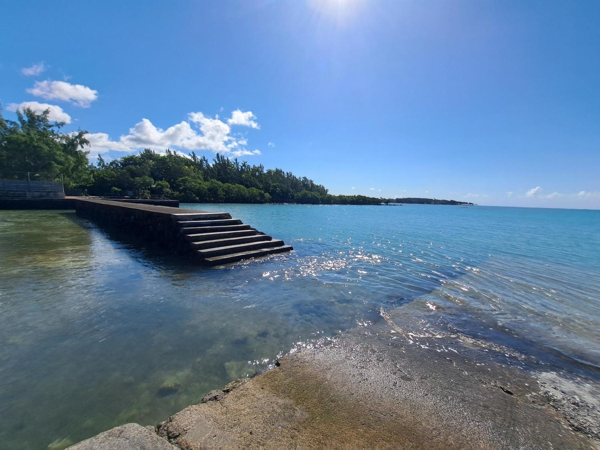 Clair De Lune - Private 2 Bedrooms Beachfront Villa Тру д'О Дус Екстериор снимка