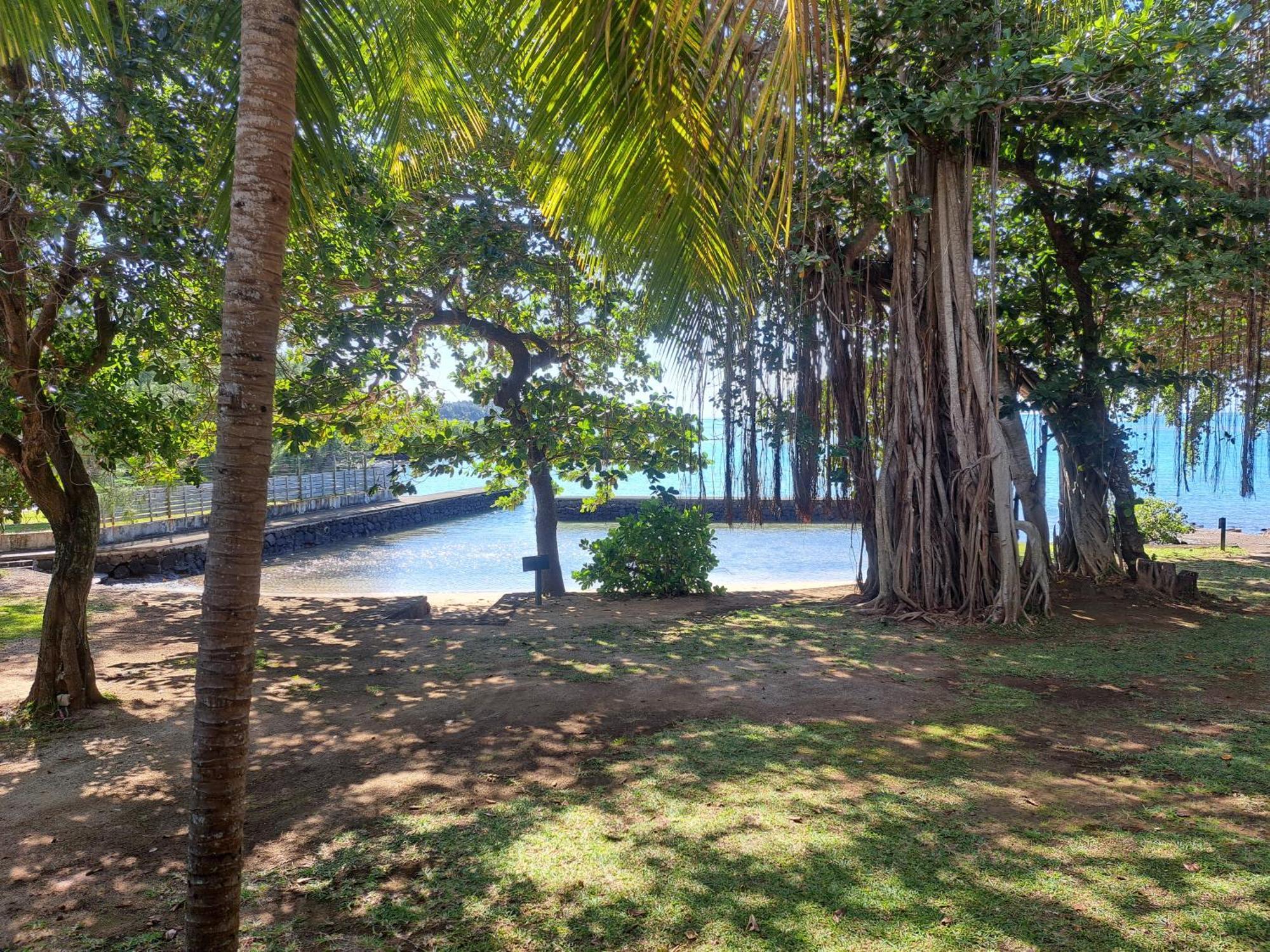 Clair De Lune - Private 2 Bedrooms Beachfront Villa Тру д'О Дус Екстериор снимка
